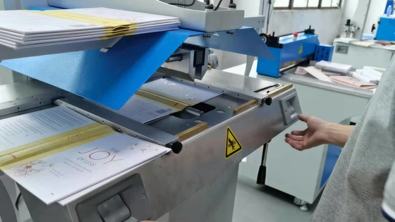 دستگاه گرد کردن عطف جلد کتاب با جلد سخت MF-PRM420